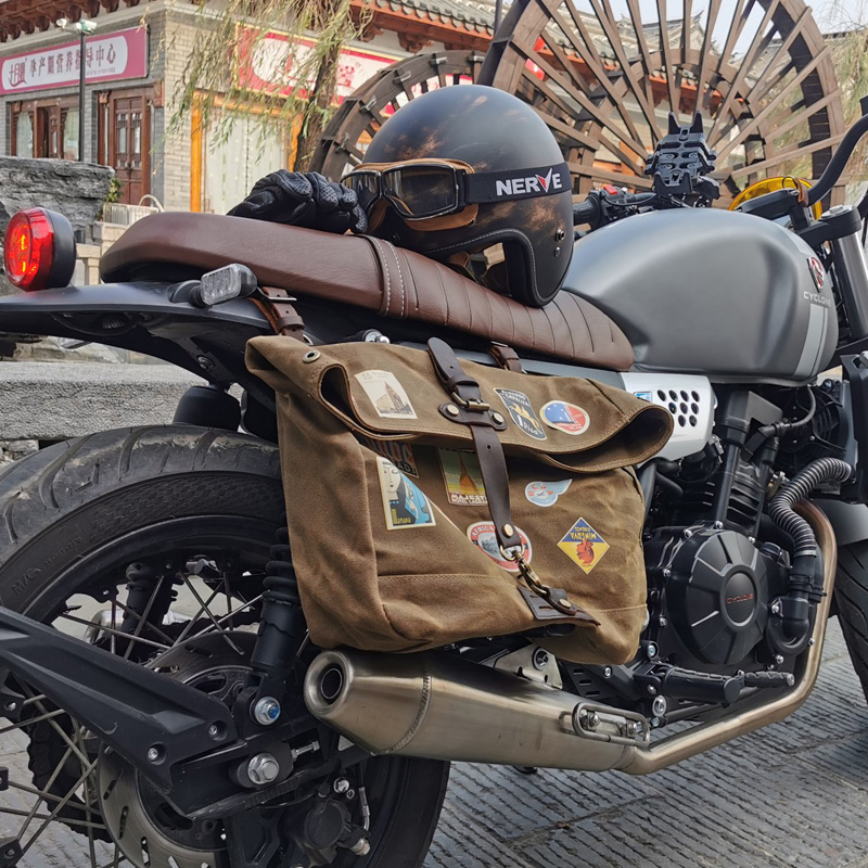 Universal Motorcycle Luggage B - đánh giá và giá Cycling Journey